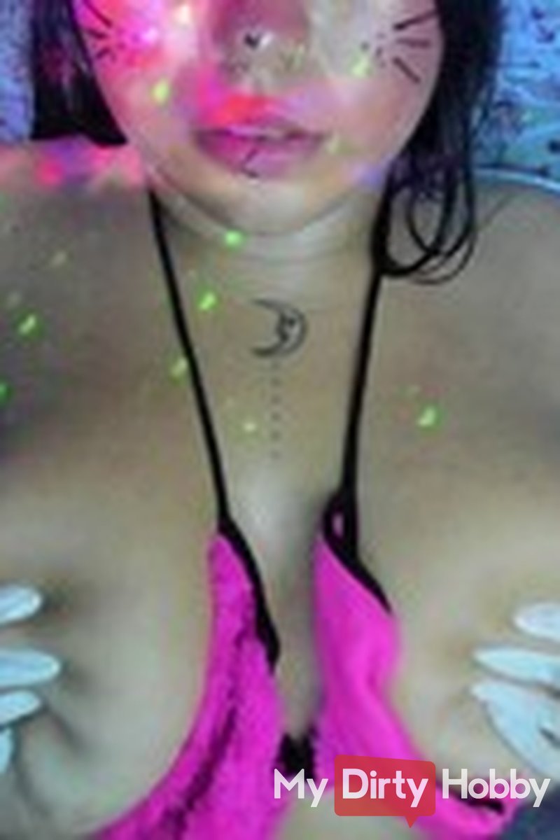 Latex Handschuhe - Screenshot 1 of 4 - Samantacutexxx