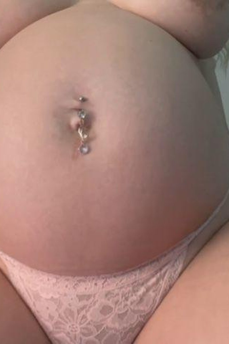 Belly Inflation & Angles - Screenshot 1 of 4 - Big Tits