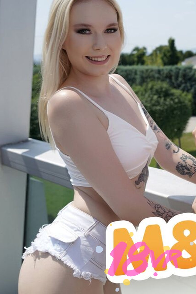 M & M - Screenshot 1 of 4 - Babes