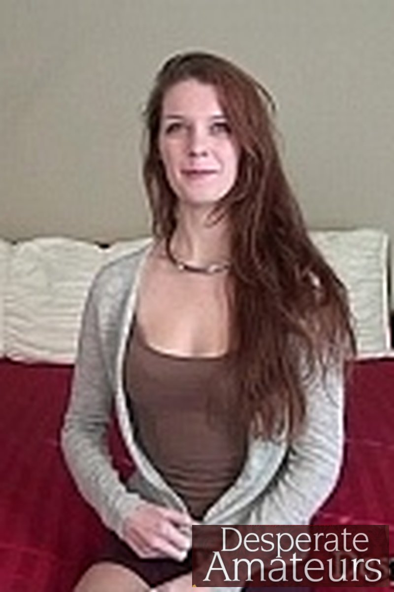 Nora - Screenshot 1 of 4 - Brown Hair