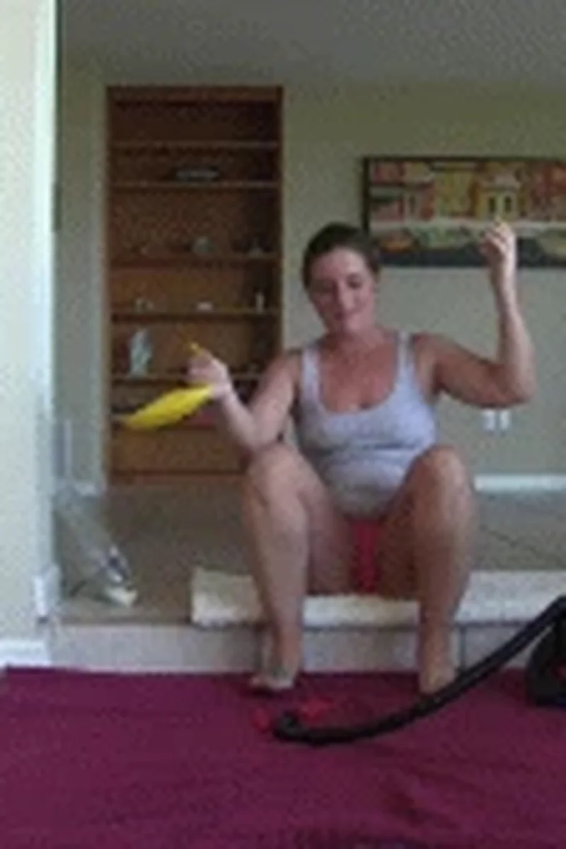 Footpump 2 Pop Huge Yellow Balloon - Screenshot 1 of 4 - Bondage