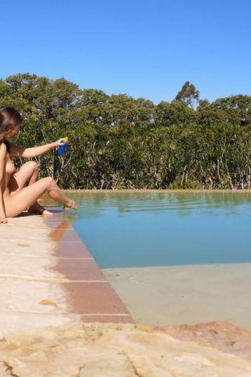 Infinity Pool Lotion - Screenshot 1 of 4 - Nudity Naked