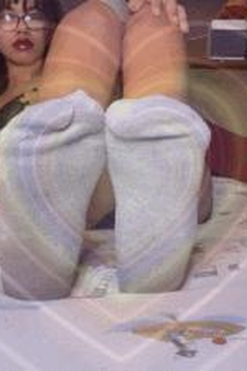 Sock Striptease! - Screenshot 1 of 4 - Captive