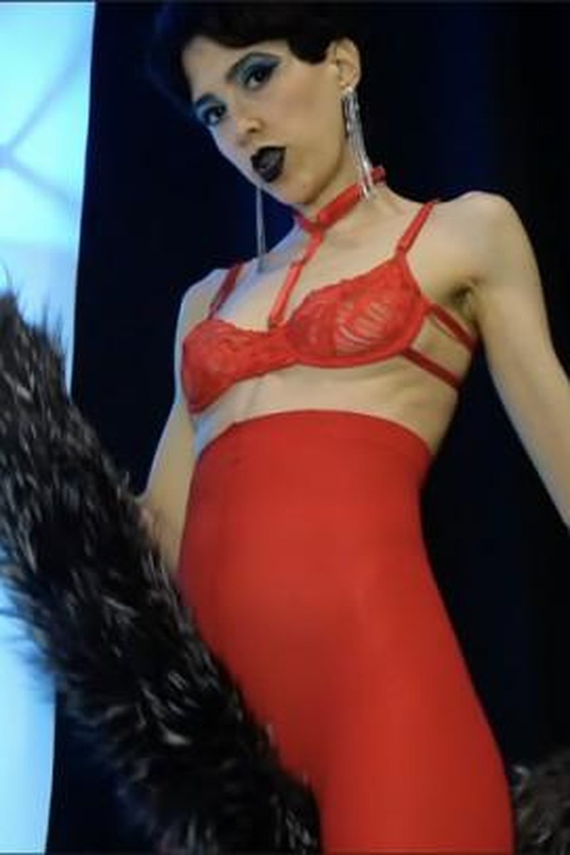 Cameltoe And Fur Fox To Make You Dumber And Dumber - Screenshot 1 of 4 - Camel Toe