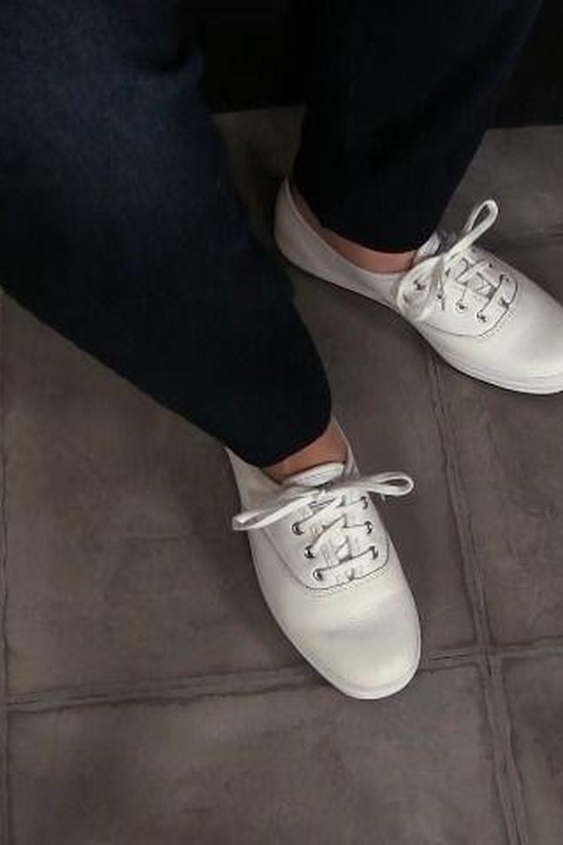 Toe Tapping Keds - Screenshot 1 of 4 - Cum Play