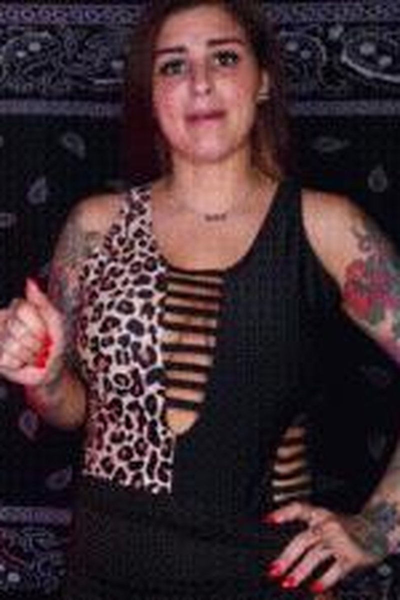 Big Simp - Screenshot 1 of 4 - Bitch