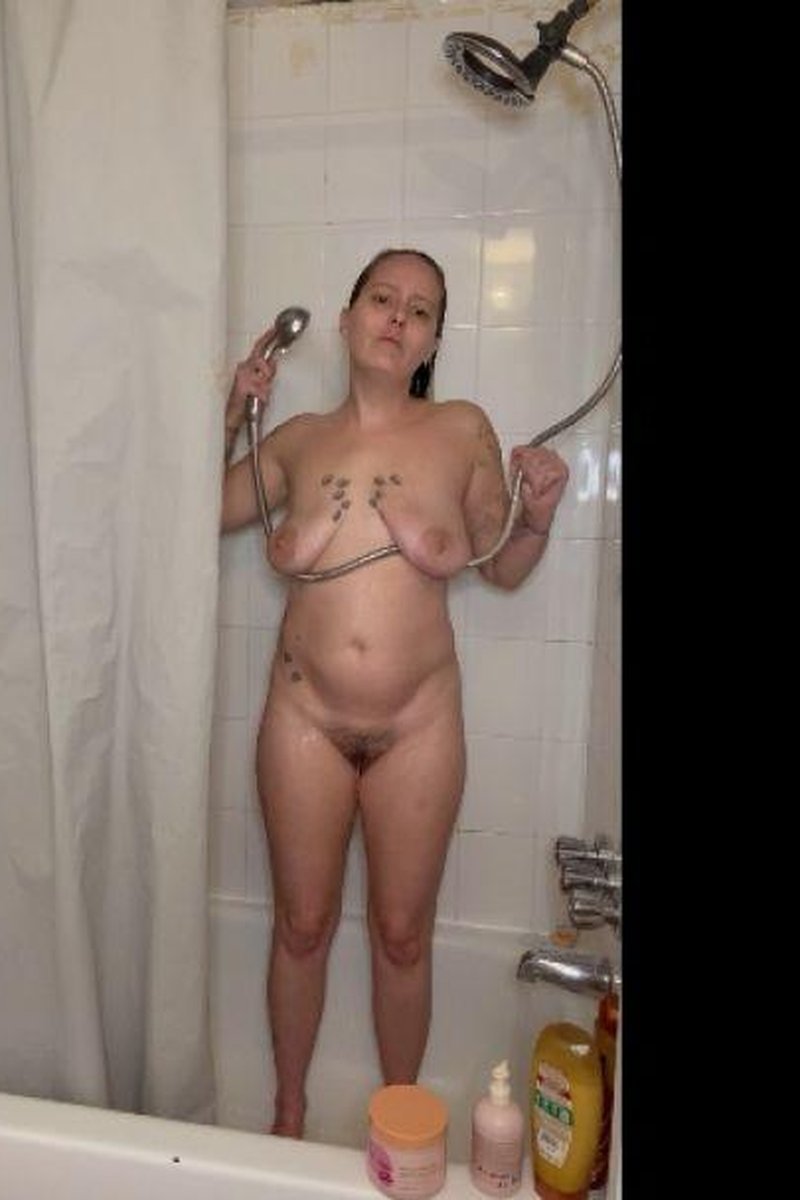 Shower - Screenshot 1 of 4 - Ass Fetish