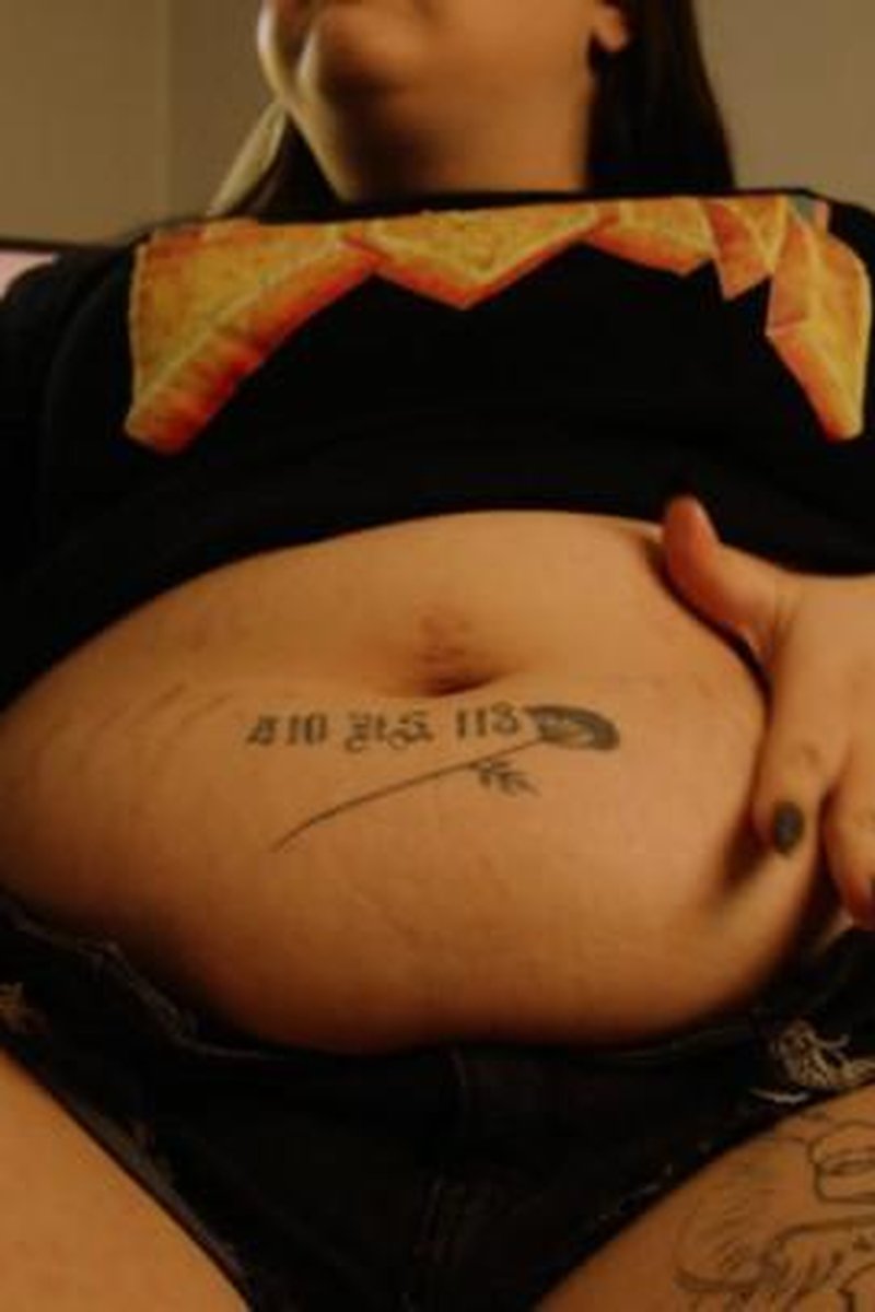 Streamer GF Got Fat - Screenshot 1 of 4 - Belly Fetish