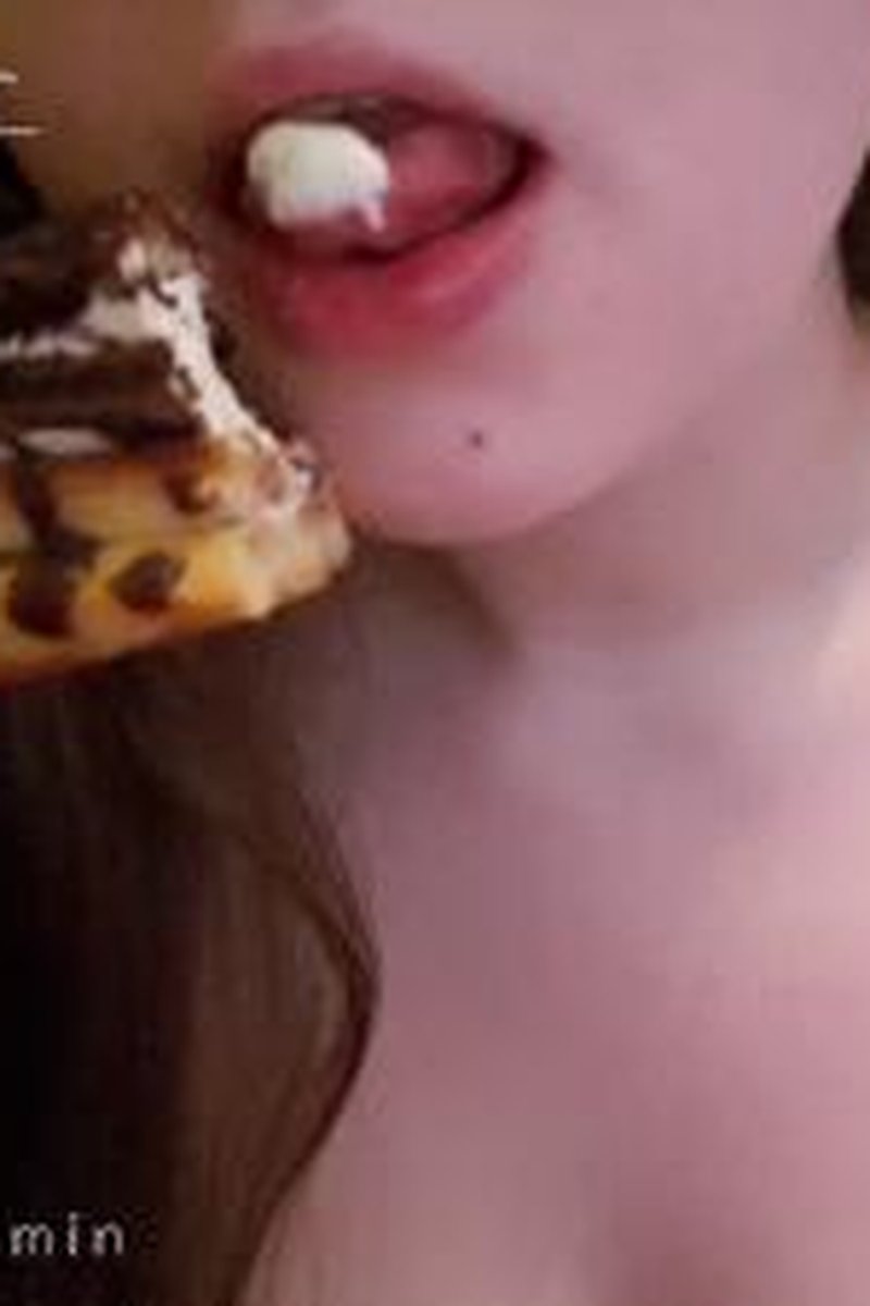 Messy Eclair - Screenshot 1 of 4 - Adorable