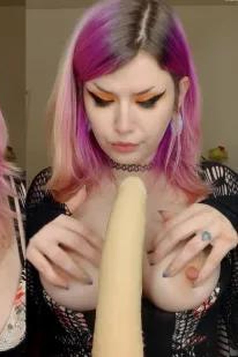 Up Close BJ - Screenshot 1 of 4 - Ryden Armani