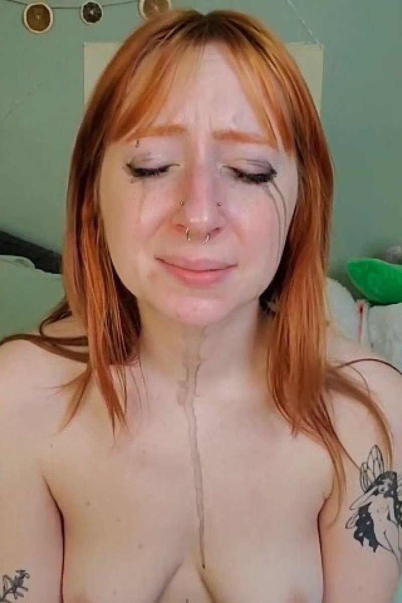 Topless Crying - Screenshot 1 of 4 - Face Fetish