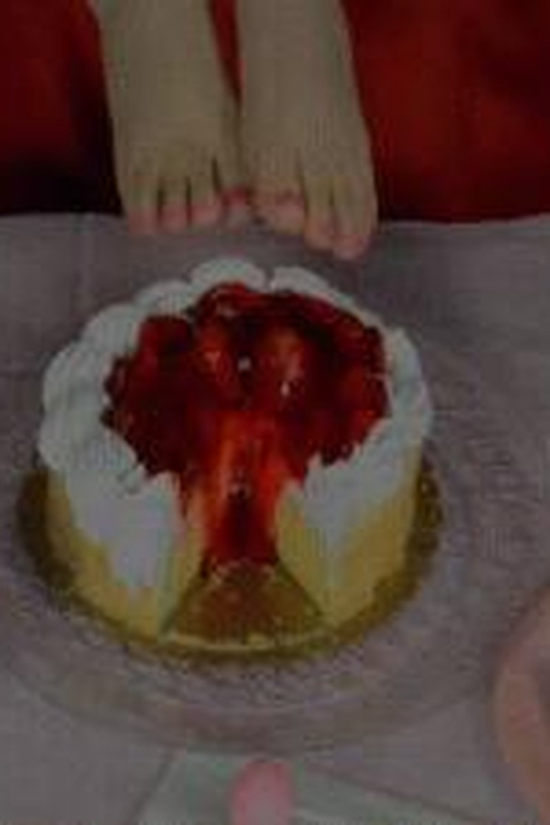 Strawberry Cake - Screenshot 1 of 4 - Food