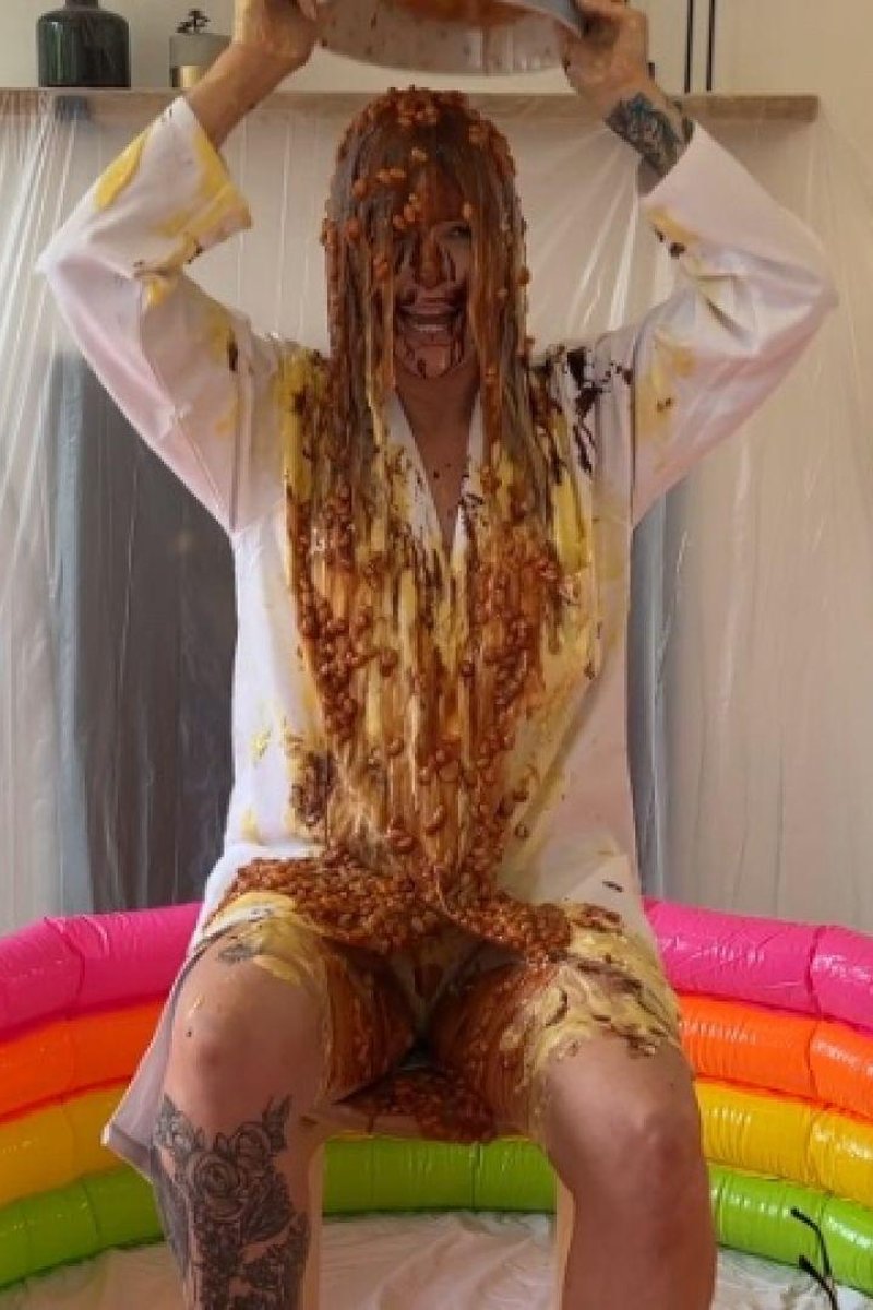 Messy Compilation - Screenshot 1 of 4 - Blowjob