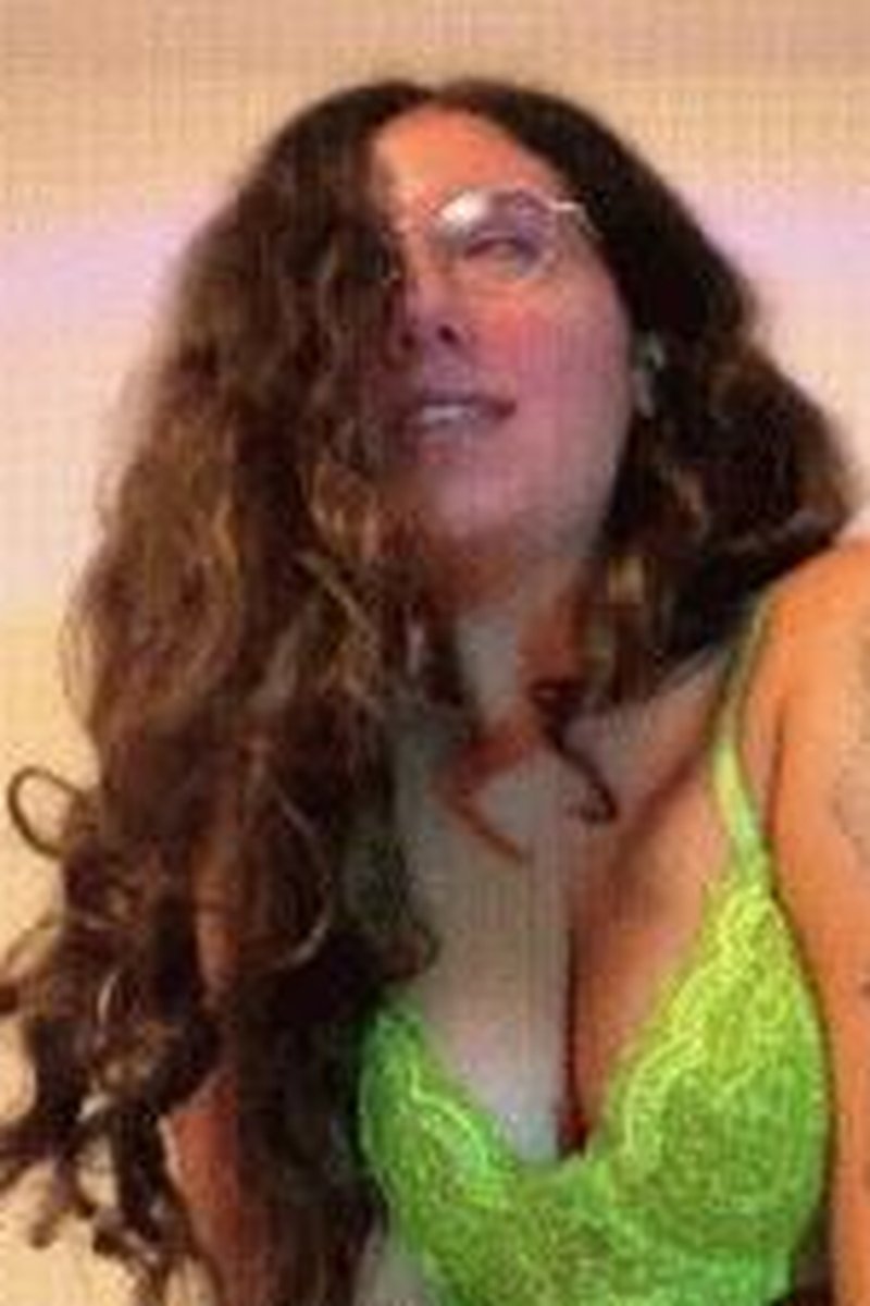 Feeding You - Screenshot 1 of 4 - Addiction Fetish