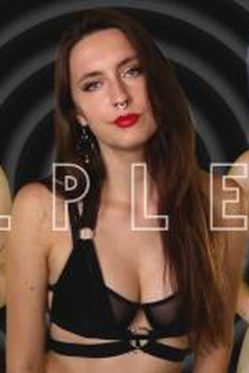 Helpless - Screenshot 1 of 4 - Broken