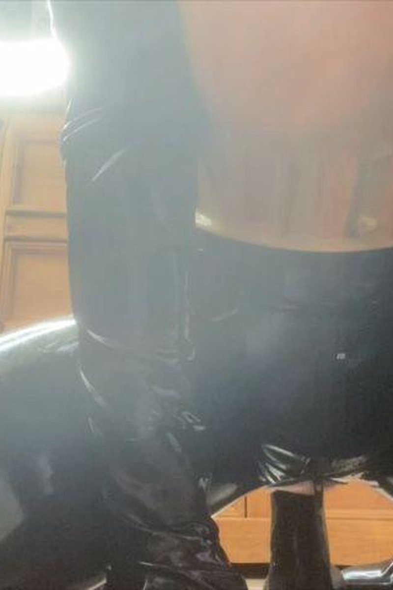 Gasmask Kitty - Screenshot 1 of 4 - Gasmask
