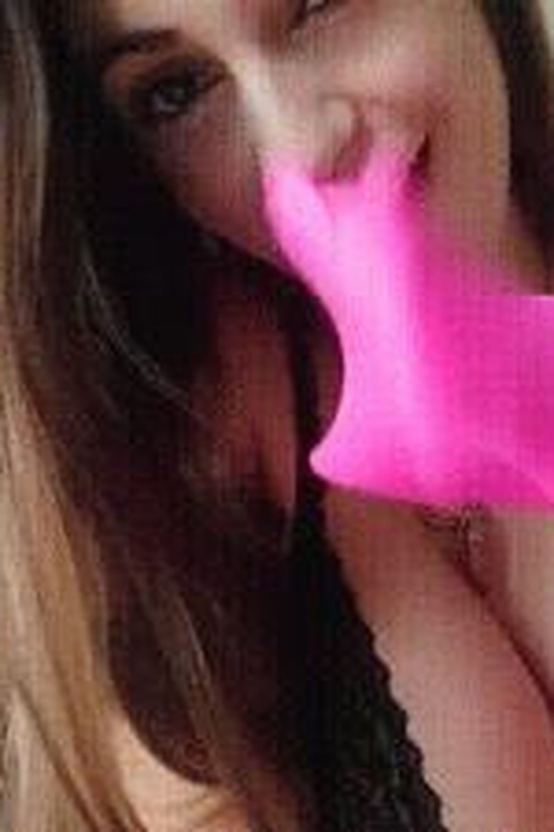 Stocking Fetish - Screenshot 1 of 4 - Cum On Stockings