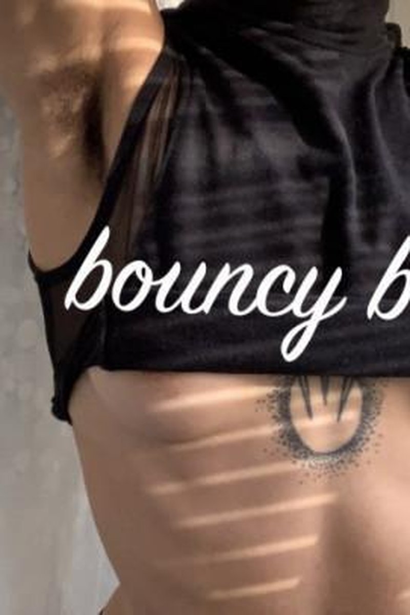 Bouncy Bits - Screenshot 1 of 4 - Armpit Fetish
