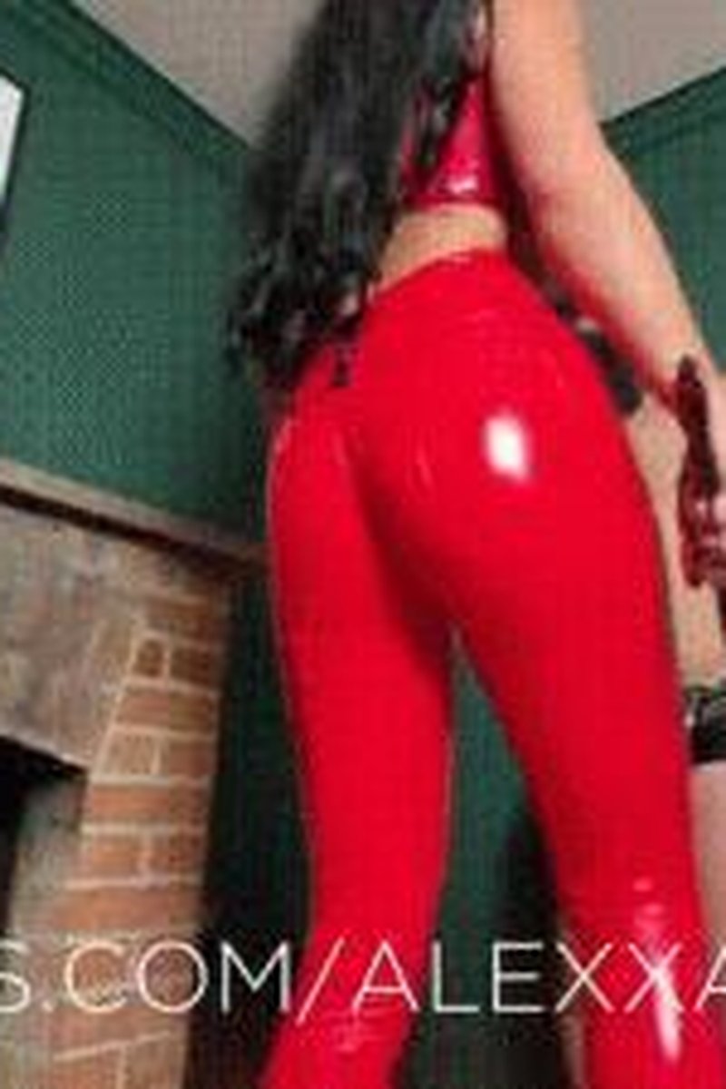 Busted! - Screenshot 1 of 4 - Corporal Punishment Fantasy