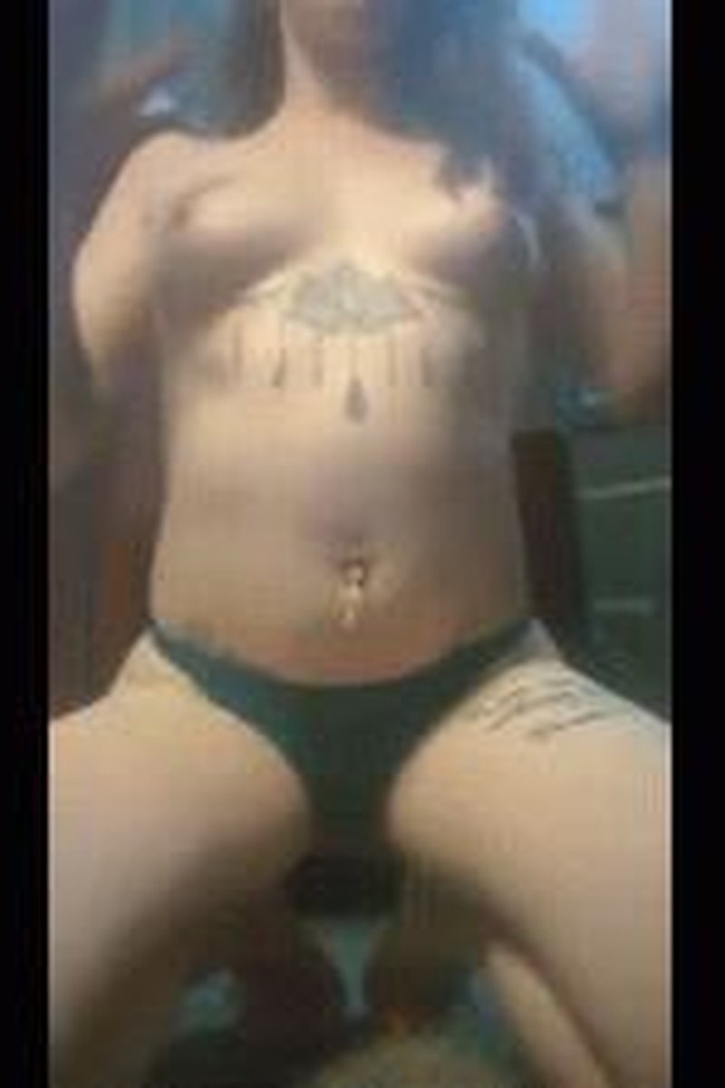 Naughty Masterbation - Screenshot 1 of 4 - Amateur