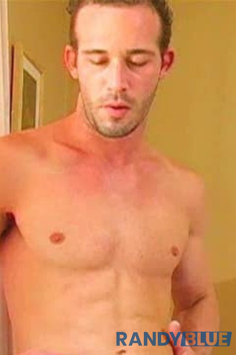 Bobby 1 - Screenshot 1 of 4 - Brown Hair