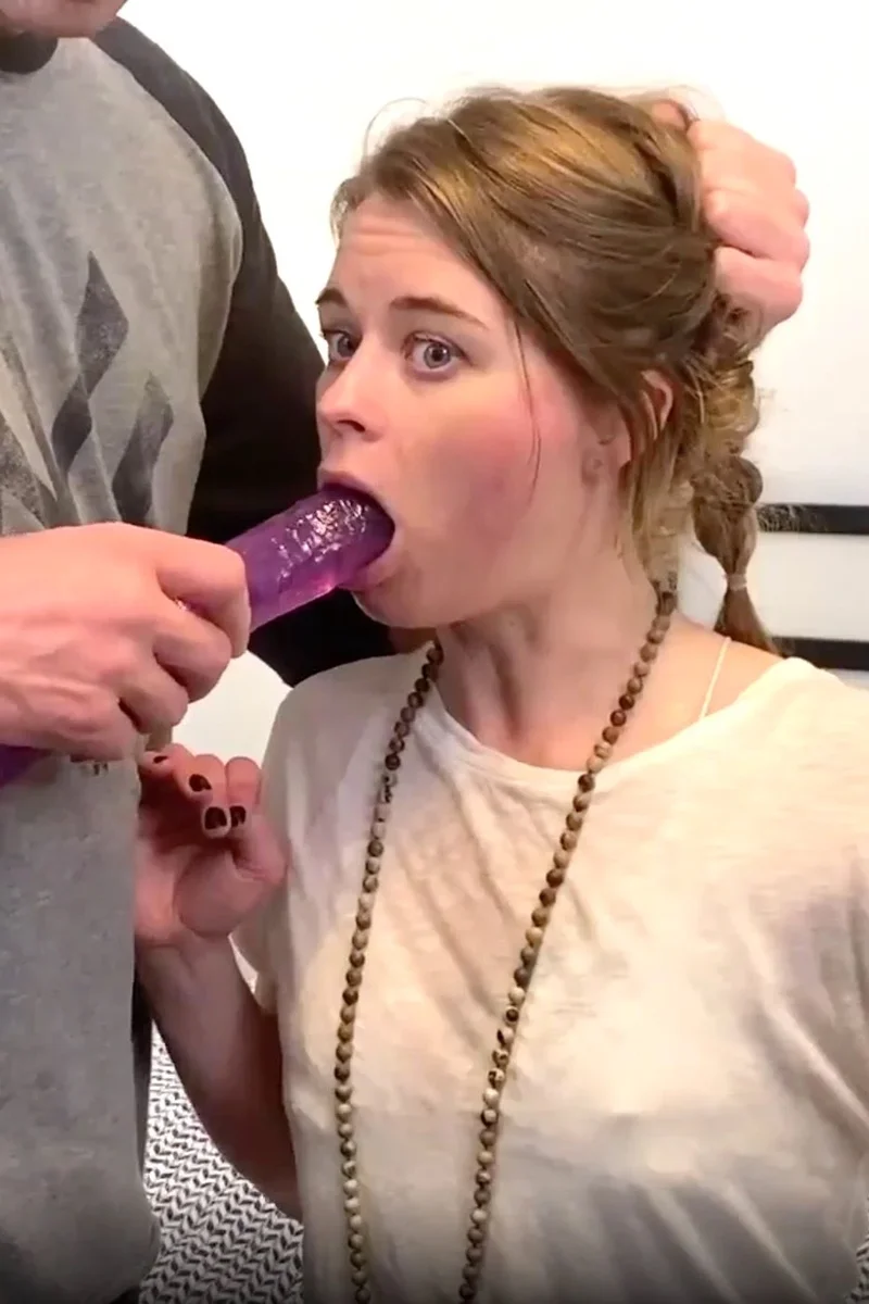 Dirty Talk Self Degradation While Being Hit and Throat Ruined - Screenshot 1 of 4 - Jade Kink