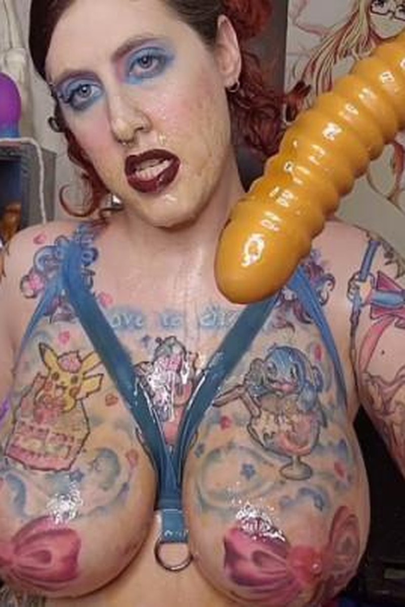 Sticky Syrup Sloppy Soaked Goodness/Deepthroat - Screenshot 1 of 4 - Blowjob