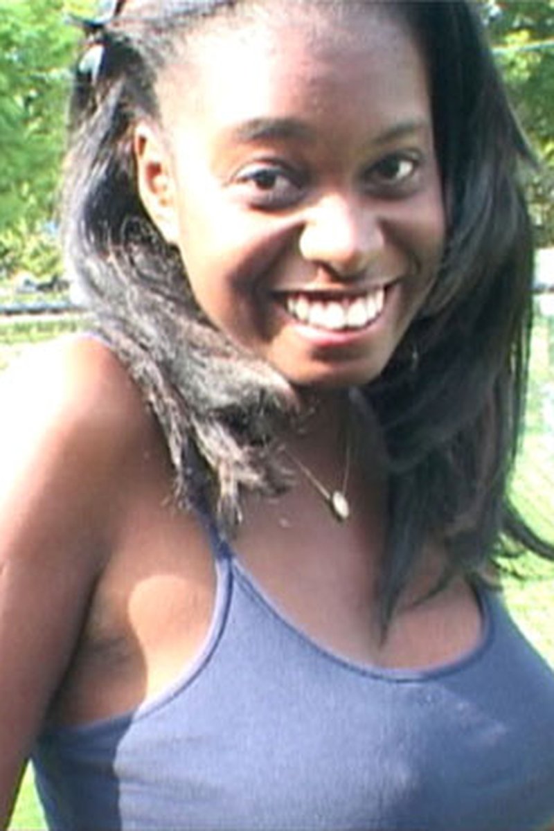 Vanity - V2 - Screenshot 1 of 4 - Amateur