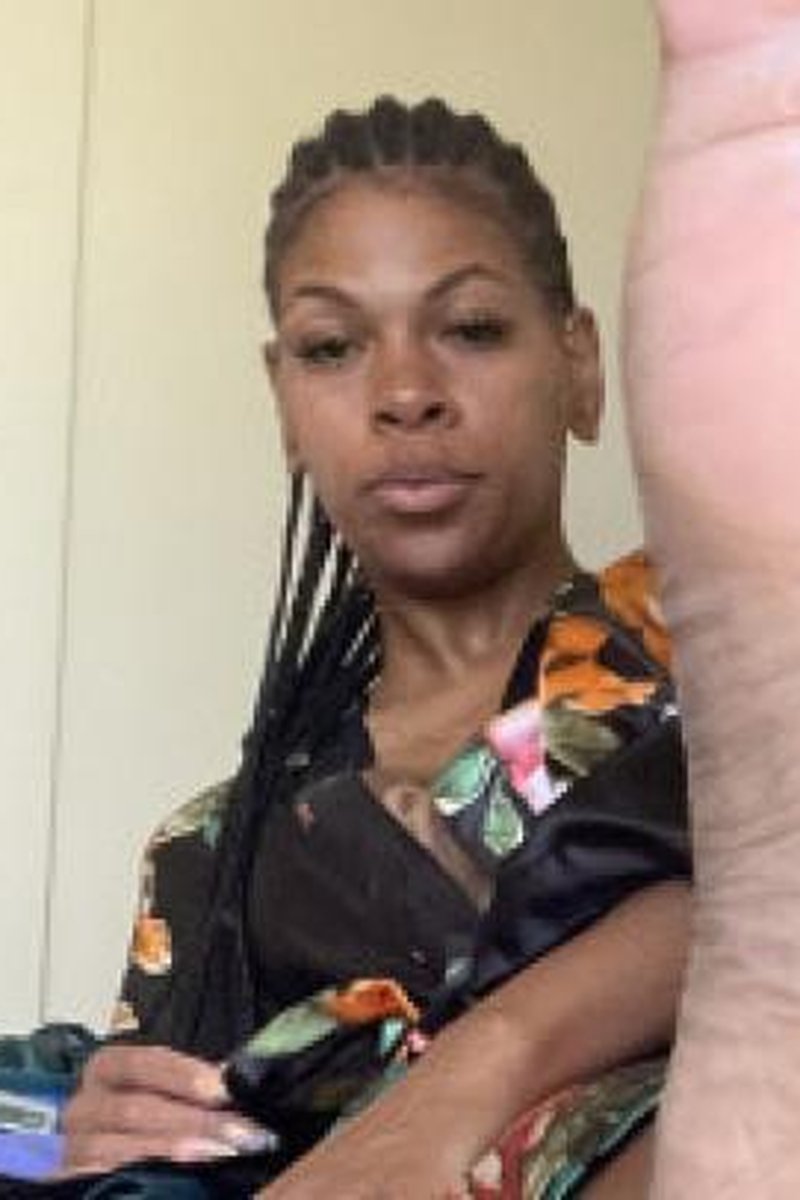 Bathrobe JOI - Screenshot 1 of 4 - Foot Fetish