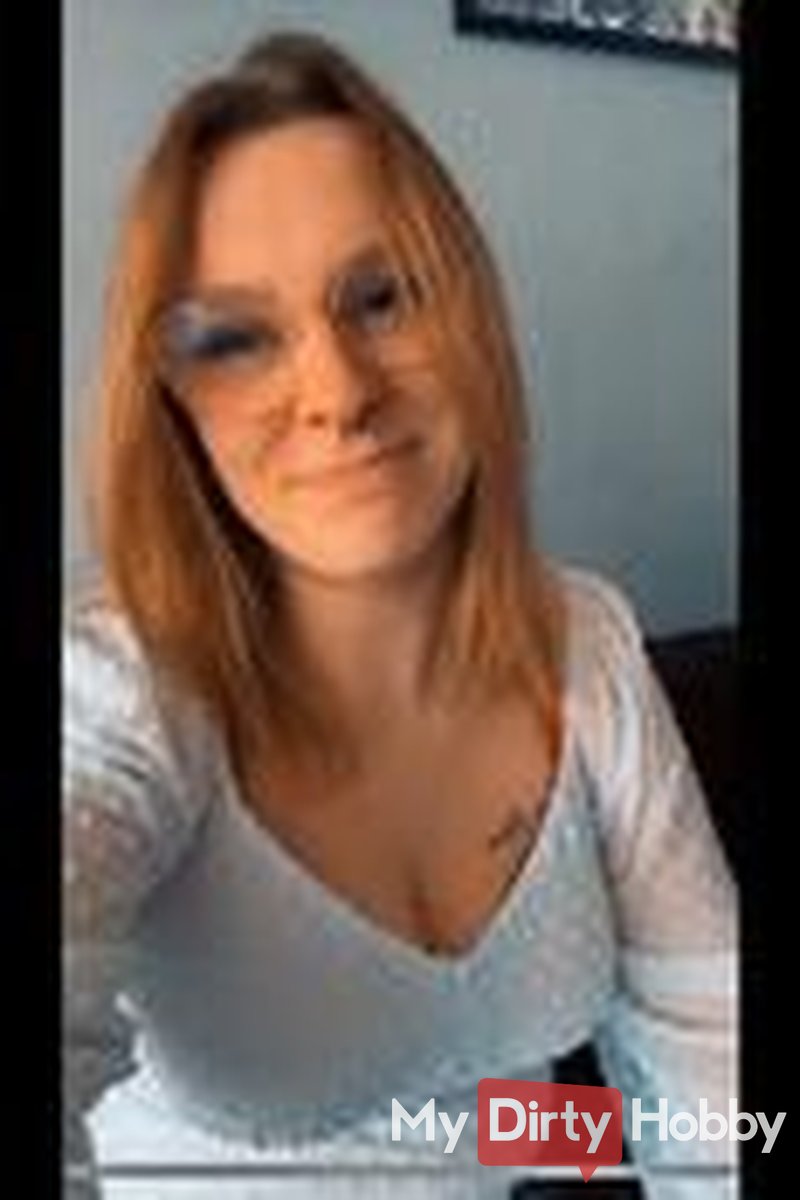 Omg... My First Video - Screenshot 1 of 4 - Lady Ann69