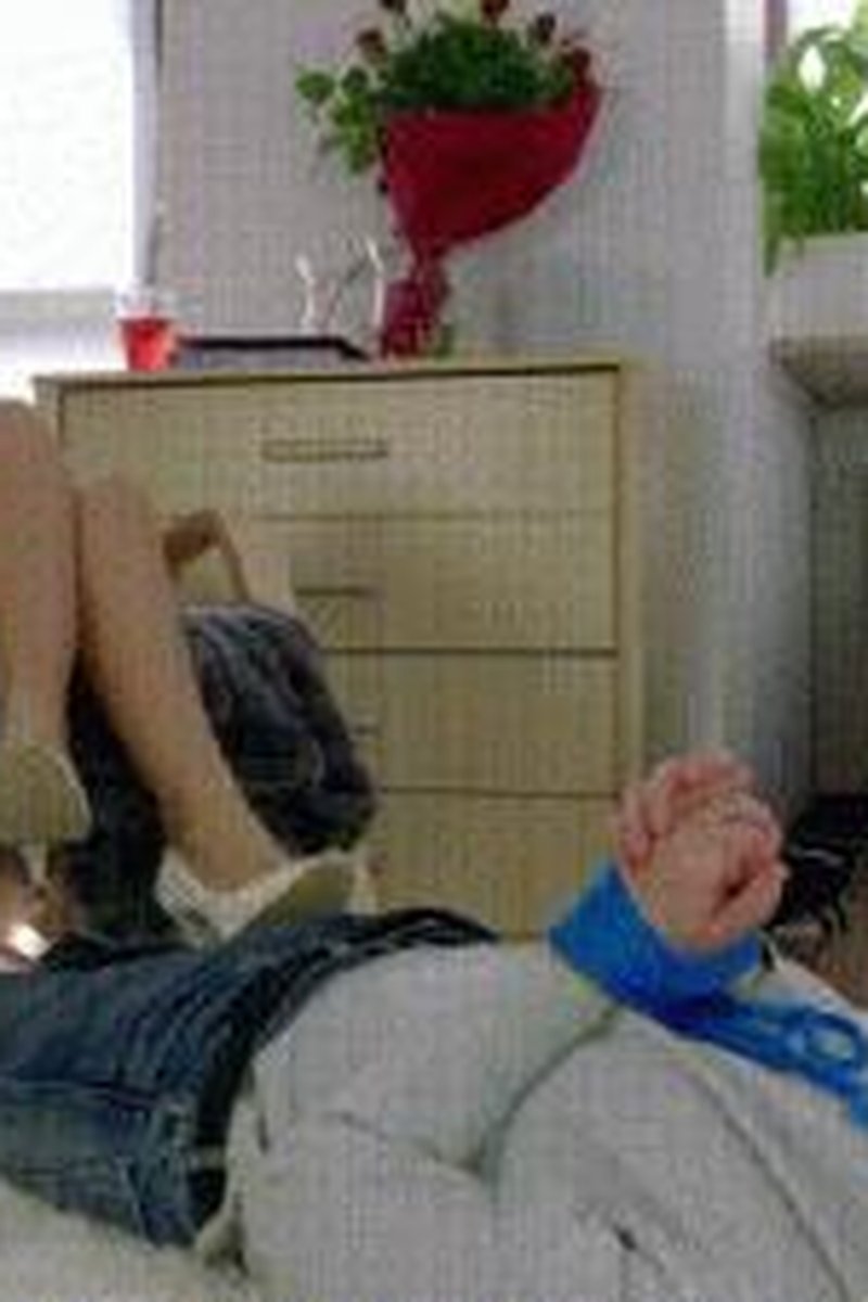 TP-iwantclipspolishmistress-helena-puts-high-heels-on-your-balls-2-shoes-pairs-polish-language-full-4096x2304-4k