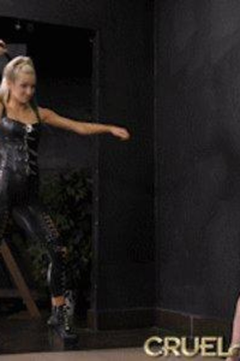 (Full HD) Crying Slave Whipped - Screenshot 1 of 4 - Femdom