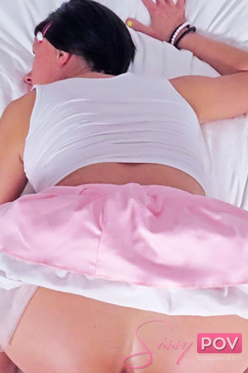 Cute German Sissy - Screenshot 1 of 4 - All Sex