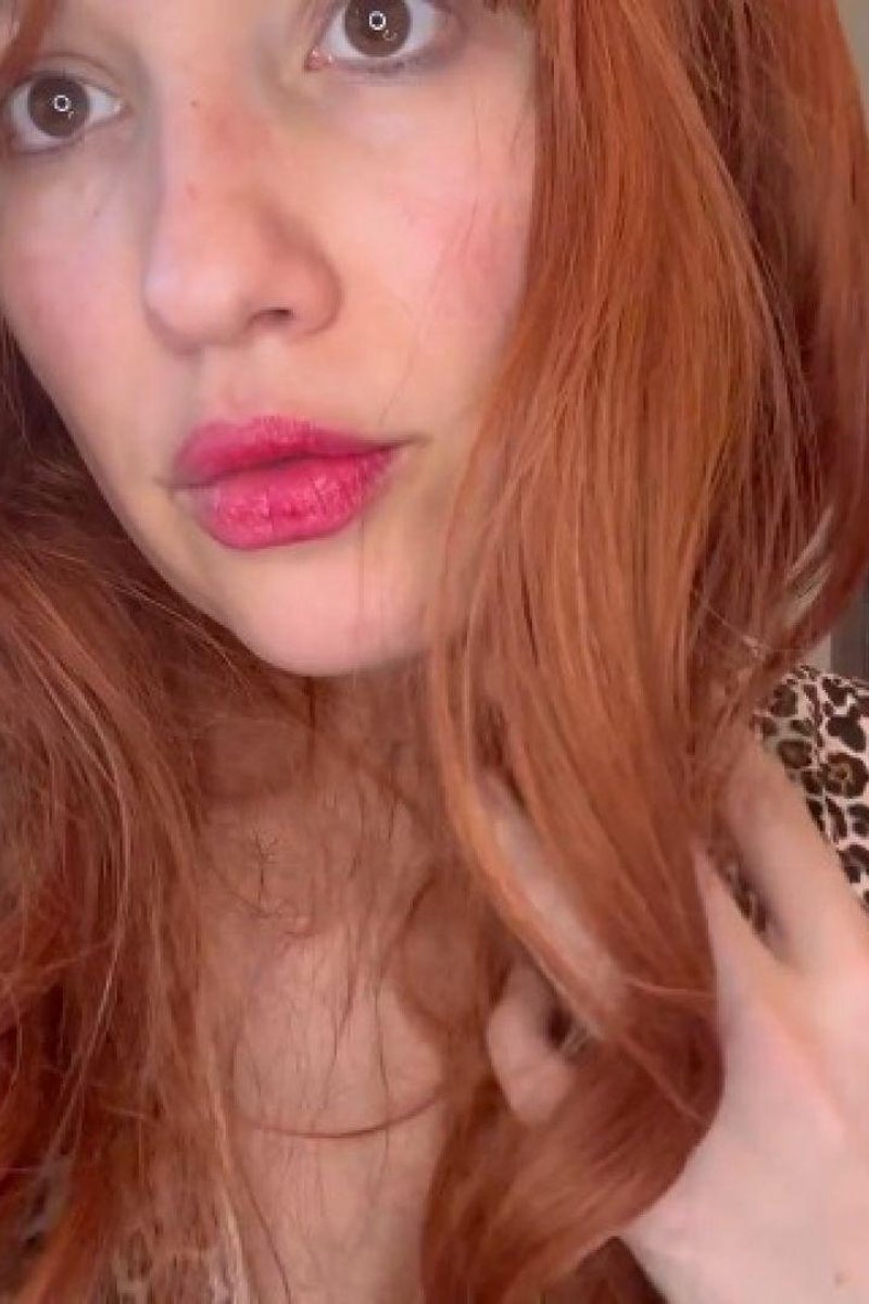 MILF Seduces Step-Sons Best Friend Roleplay - Screenshot 1 of 4 - Fetish