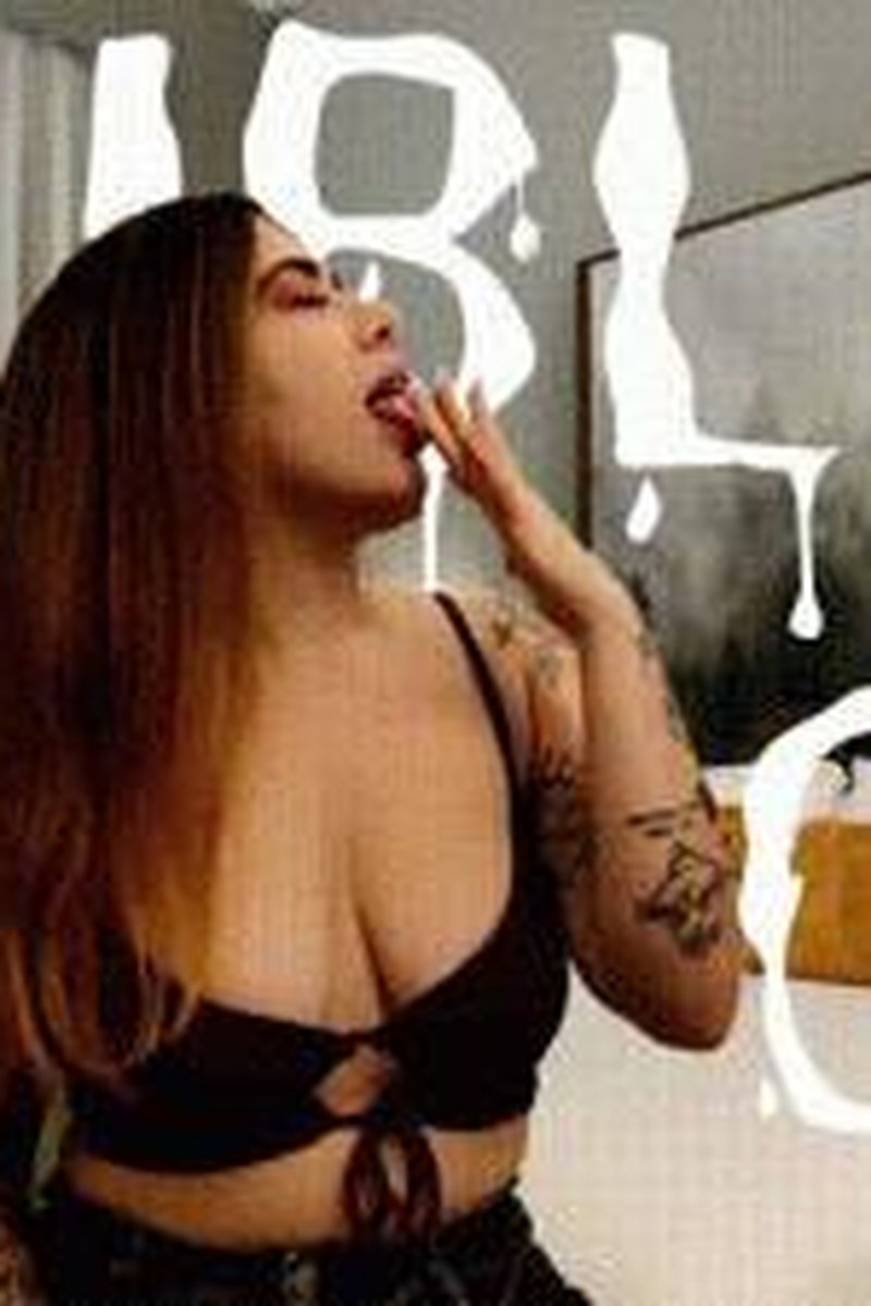 Public CEI - Screenshot 1 of 4 - Cum Eating