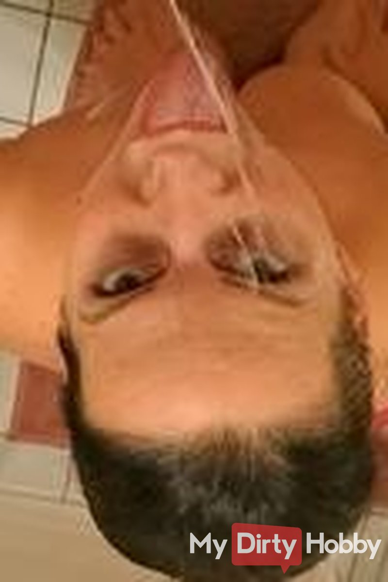 Face Wanked - Screenshot 1 of 4 - Laura05