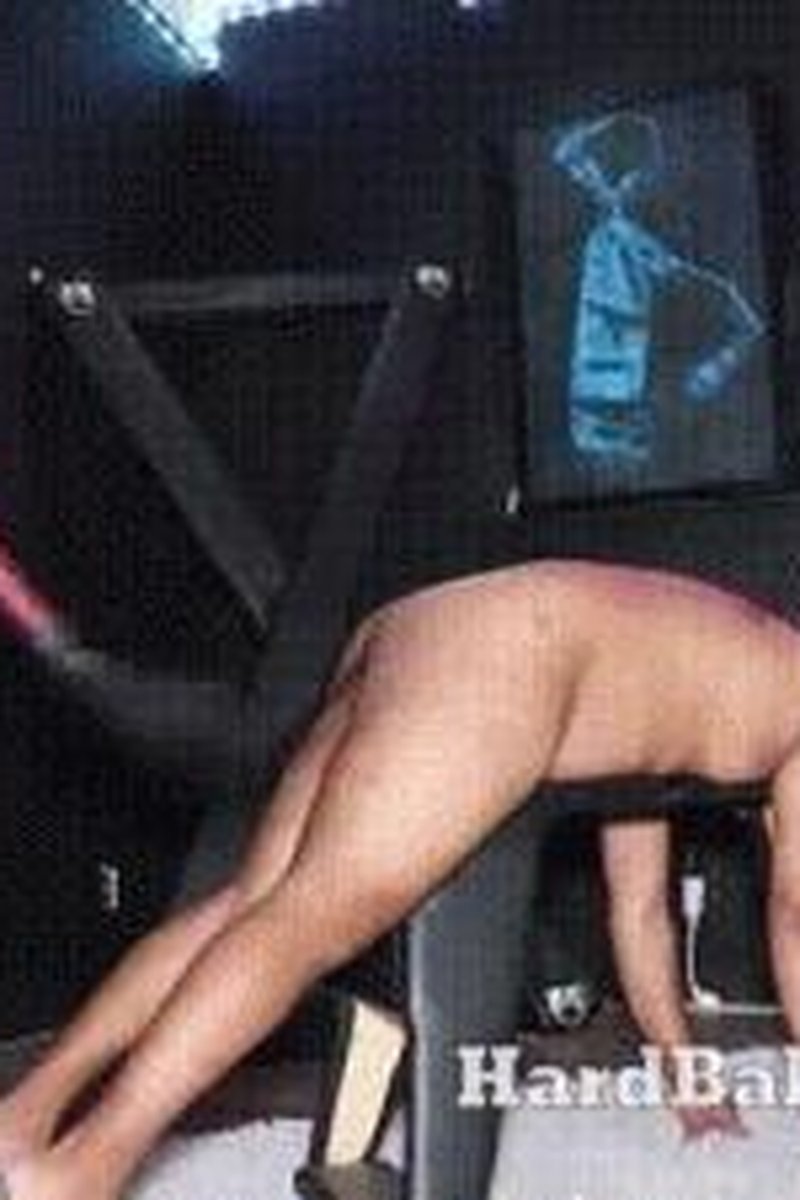 Shocking And Flogging Slave - Screenshot 1 of 4 - BDSM