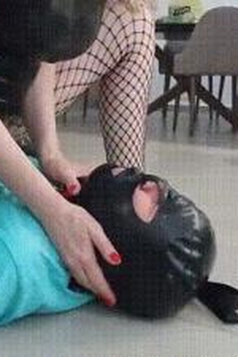 Domination - Screenshot 1 of 4 - Arabic