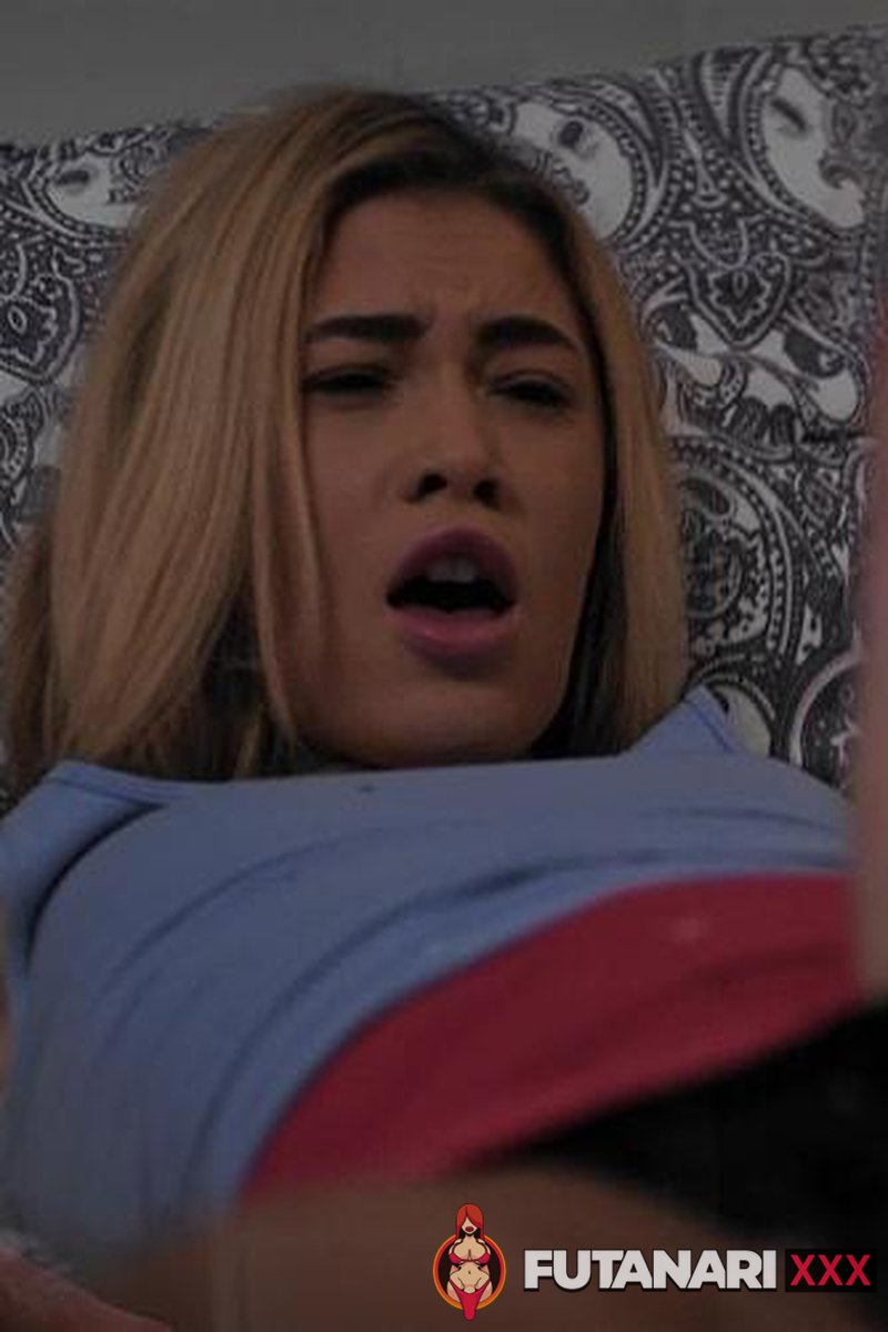 Futa Spell - Screenshot 1 of 4 - Blowjob