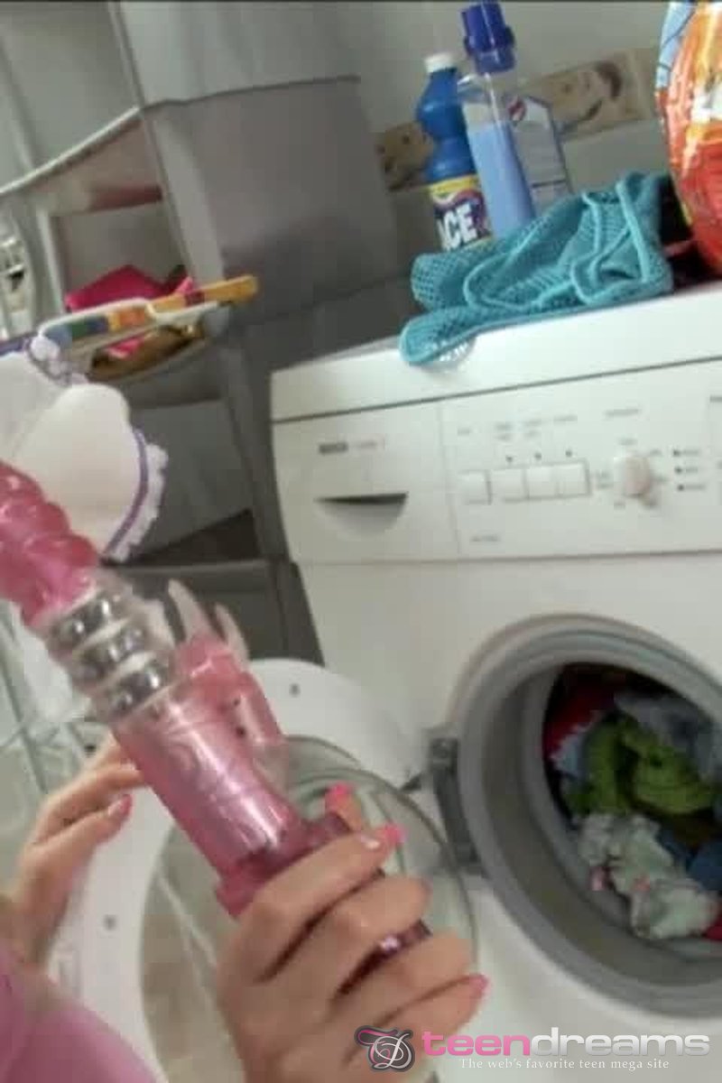 Angy - Screenshot 1 of 4 - Teen (18-22)