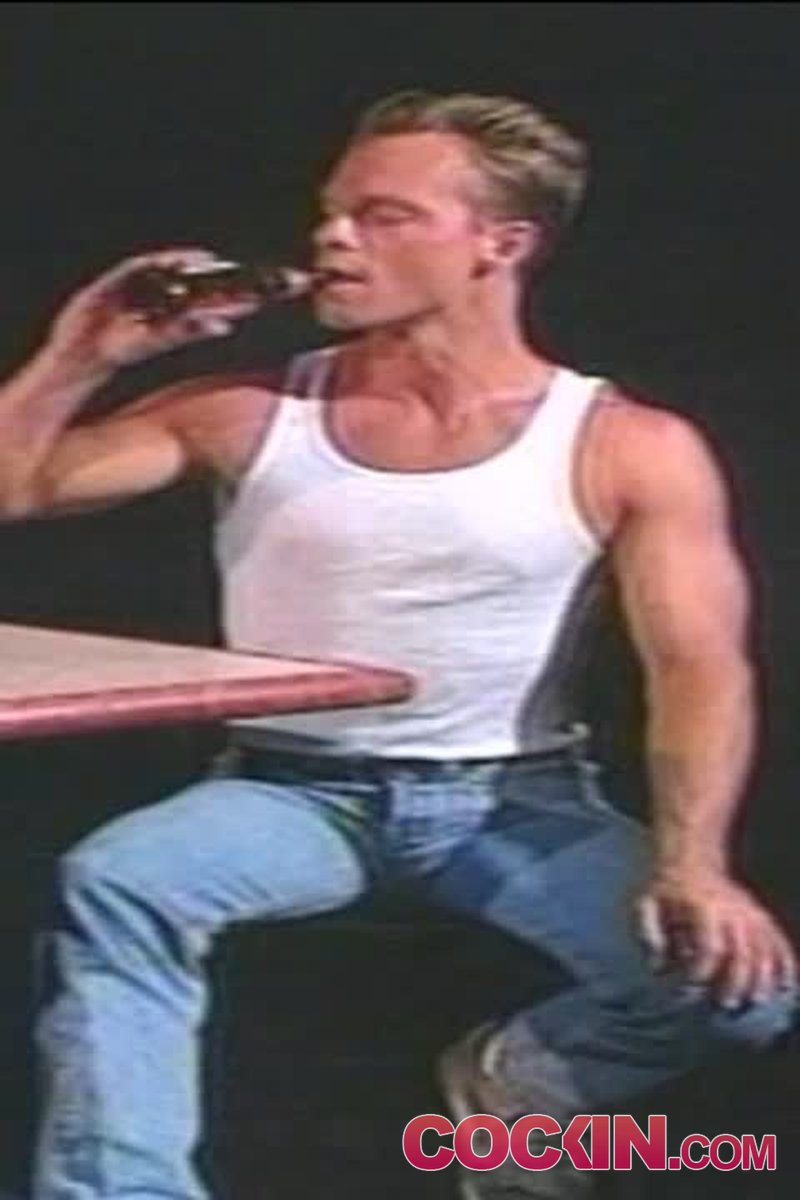 Breakthrough 4 - Screenshot 1 of 4 - Gay