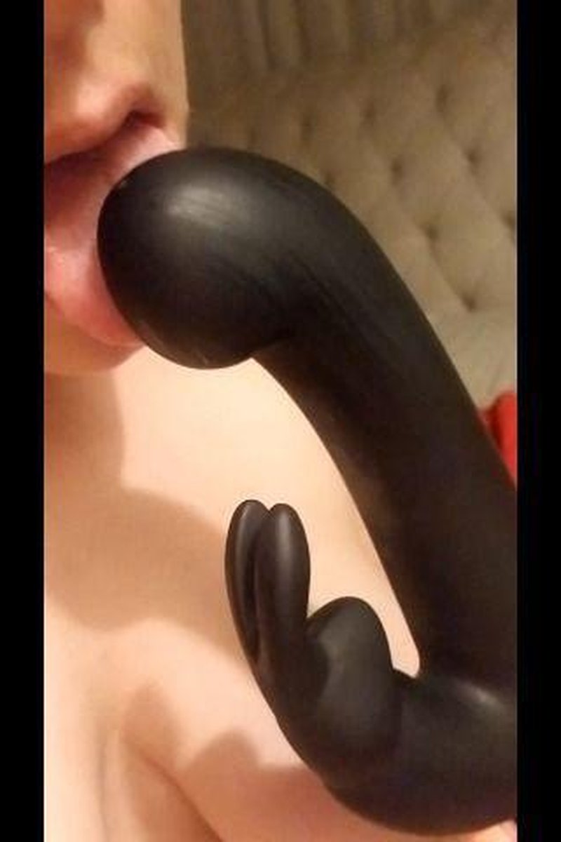 Spit Shine - Screenshot 1 of 4 - BBC