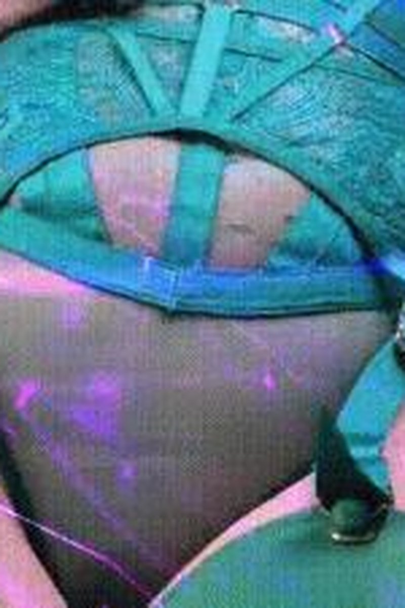 Mindless Gooning - Screenshot 1 of 4 - Body Worship