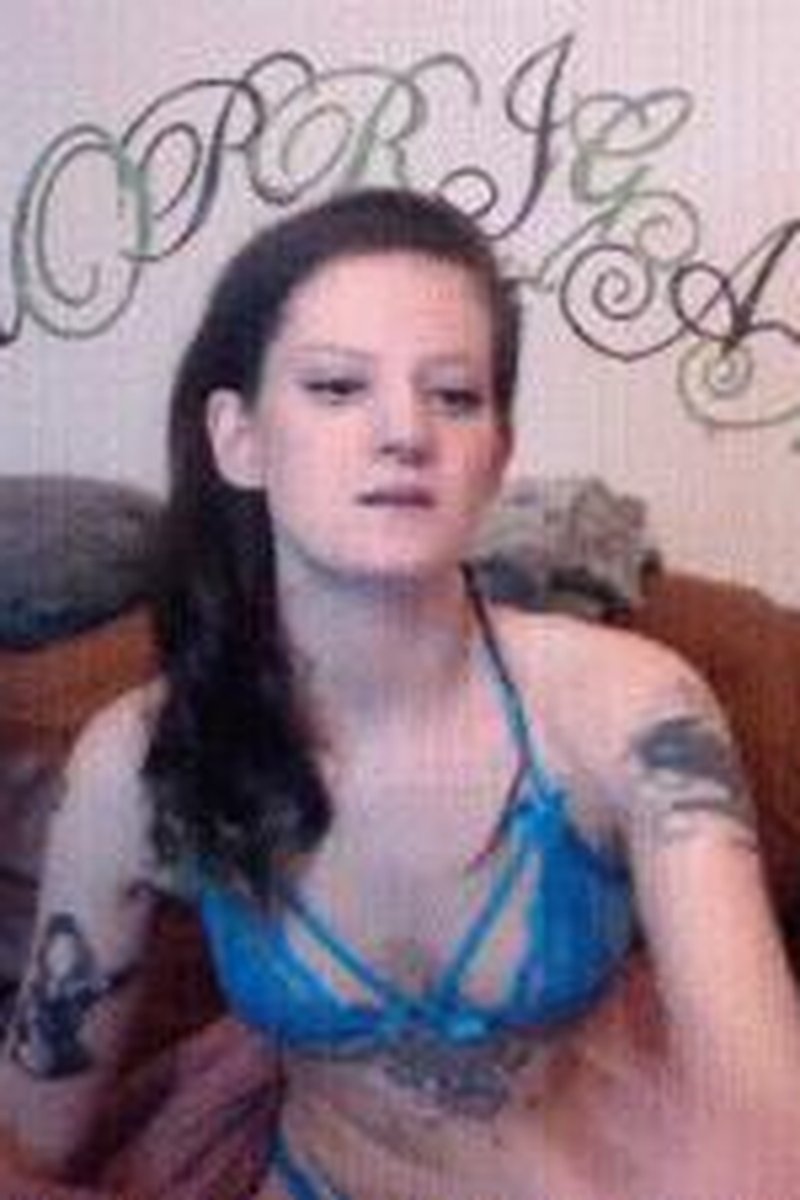 Controlled Live 10 - Screenshot 1 of 4 - Camgirl