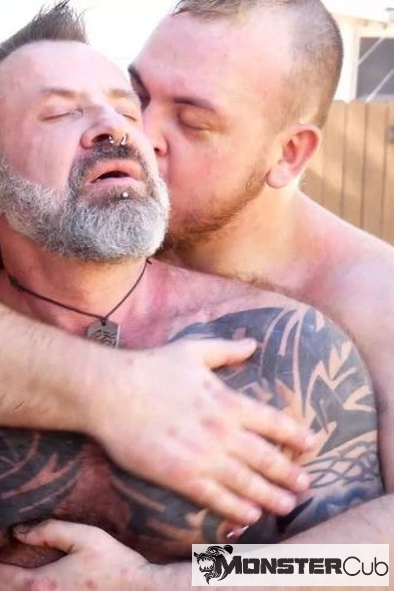 Pump House 3 - Screenshot 1 of 4 - Big Dick