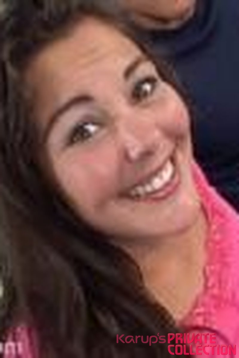 Ria - Screenshot 1 of 4 - Ria Lynn