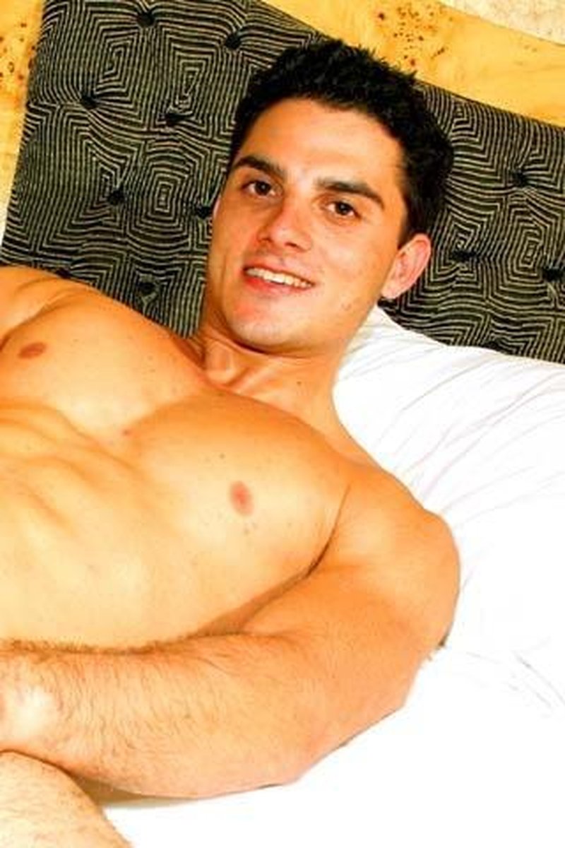 Oliver - Screenshot 1 of 4 - All Sex