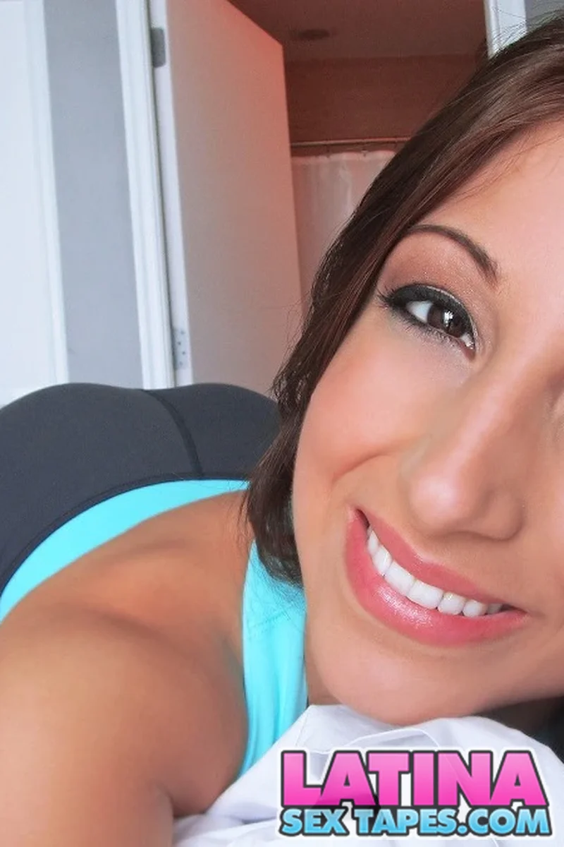 Let It Ride, Babe! - Screenshot 1 of 4 - Alexa Rydell