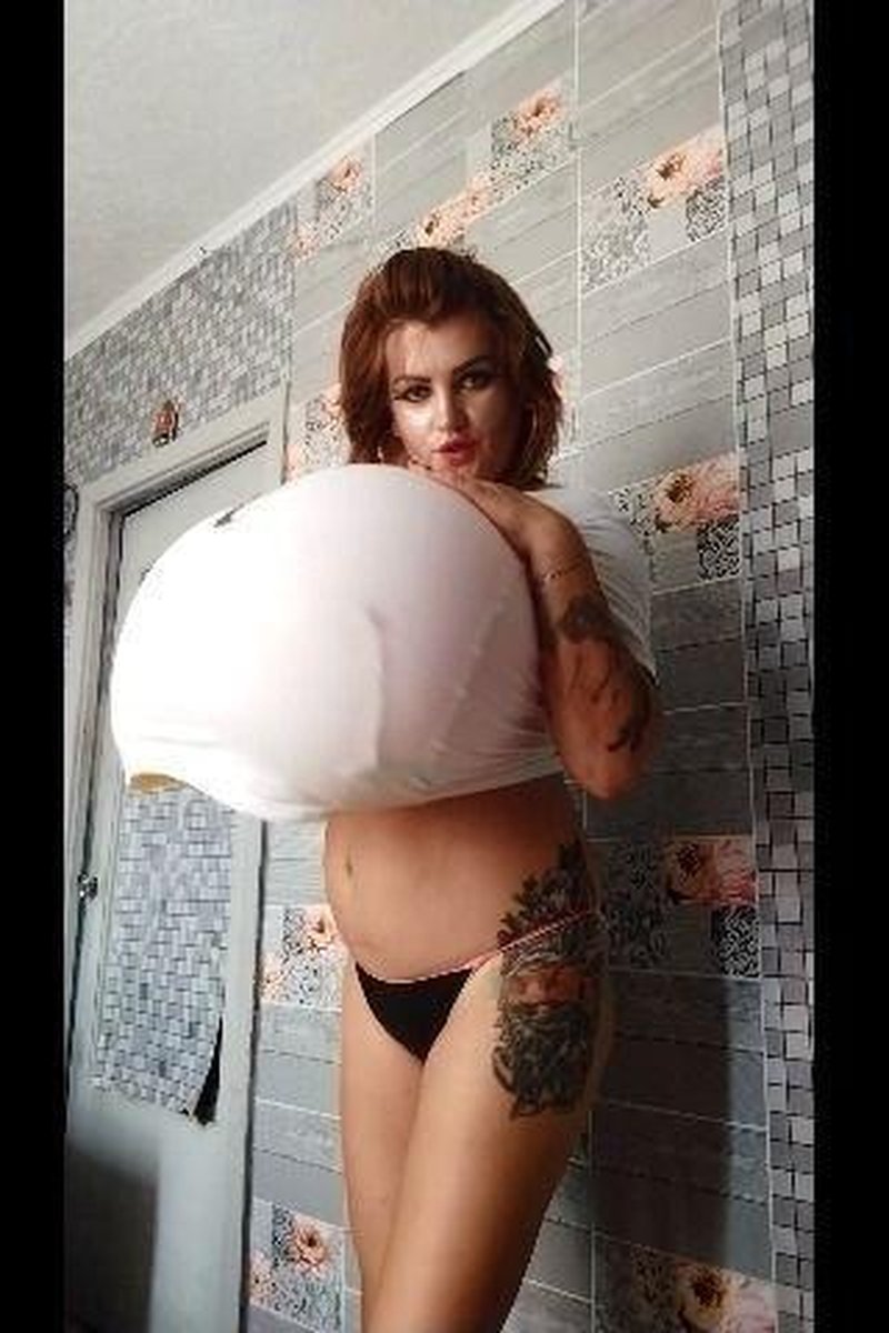 Balloon Boobs - Screenshot 1 of 4 - Balloon Fetish