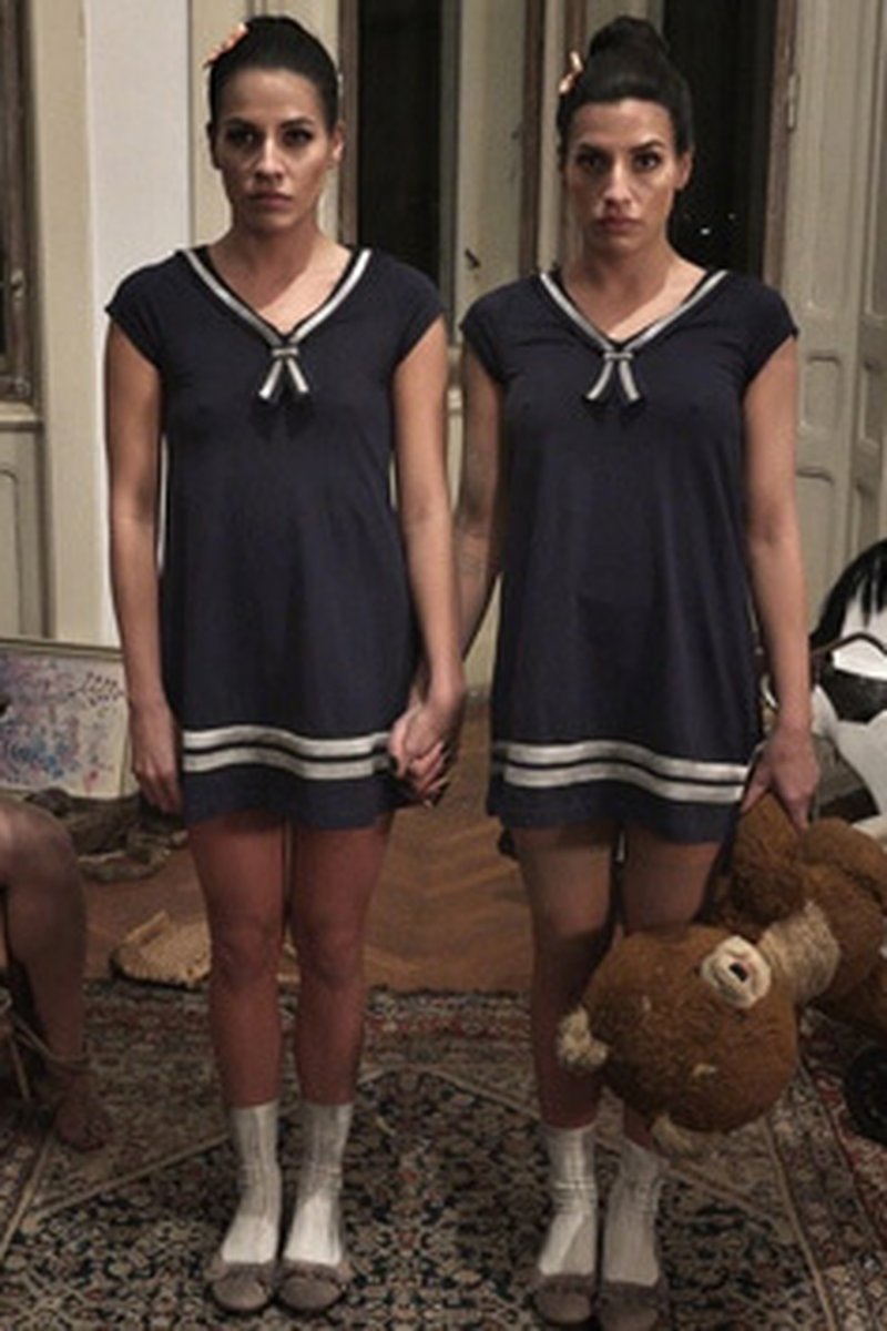 Schizoid Stepsisters - Screenshot 1 of 4 - 3D Available